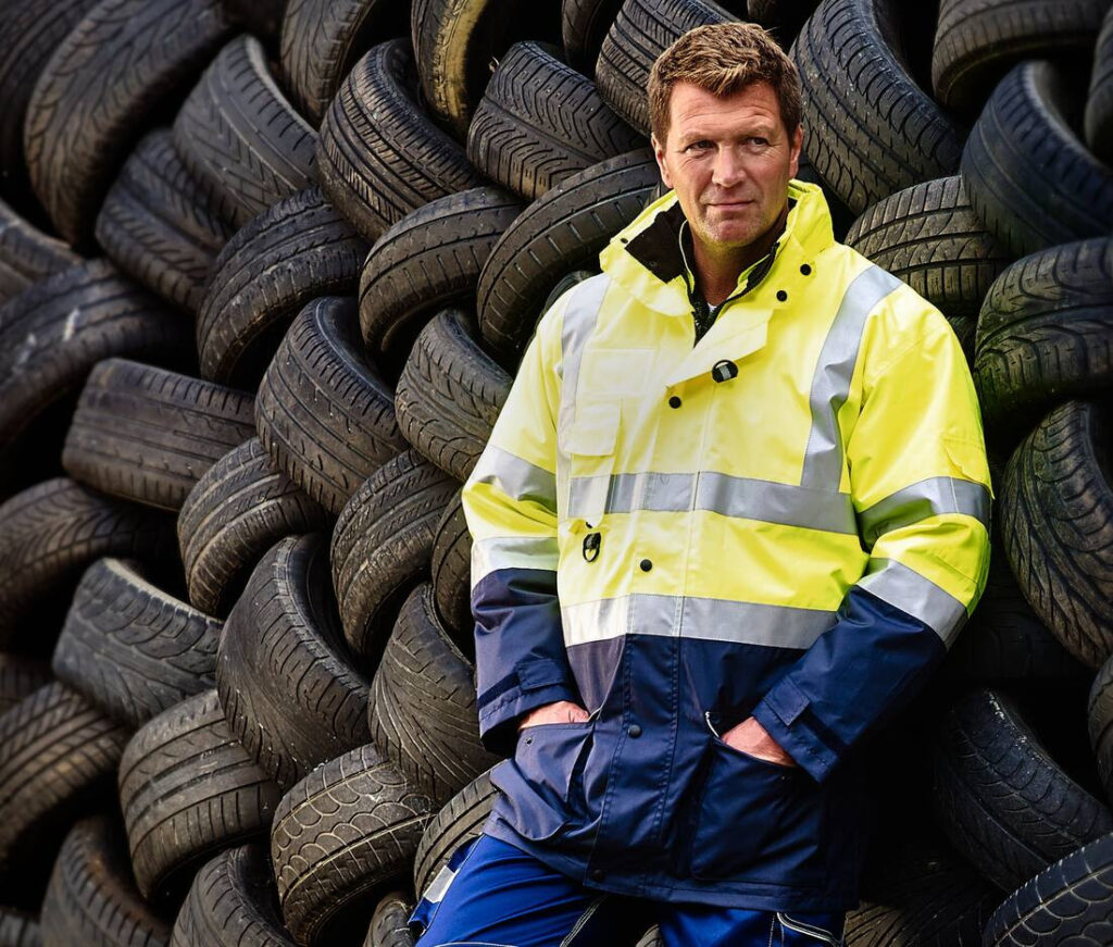 Blouson de sécurité avec bandes réfléchissantes